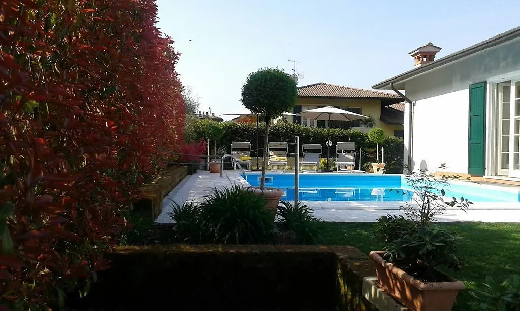 Villa Elisa Relax Pozzolengo 0*,  Italy